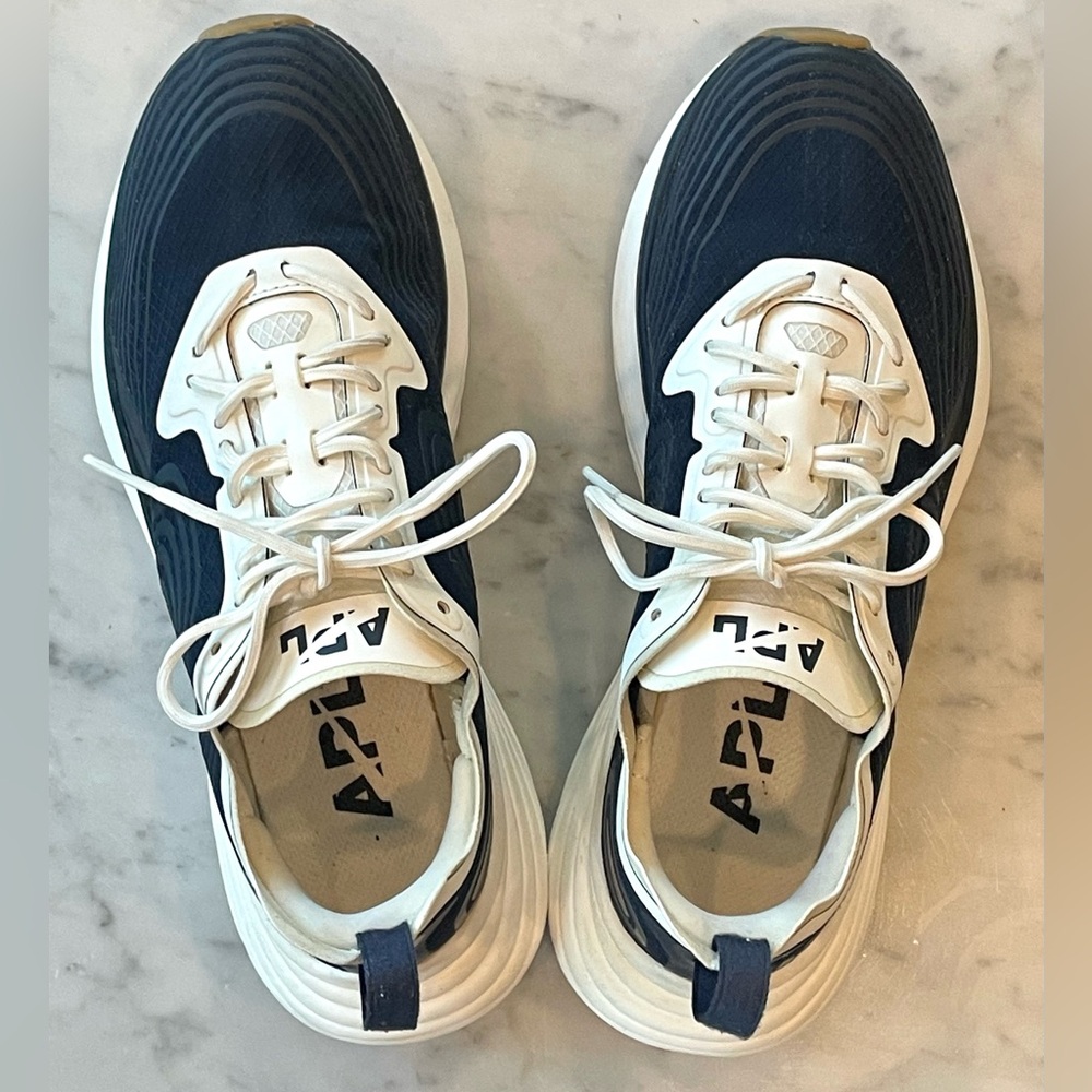 APL Athletic Propulsion Labs Streamline Running Shoe, navy/white, worn once, sz7 - Picture 11 of 16